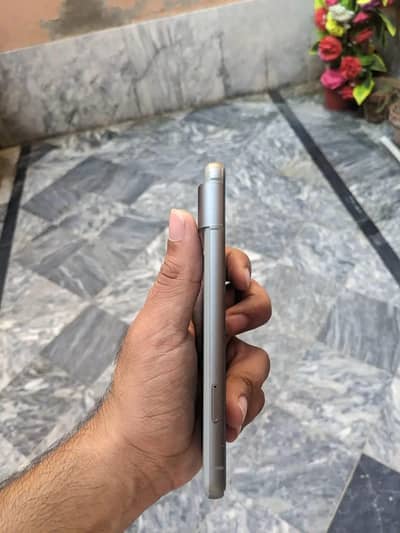 Google Pixel 8