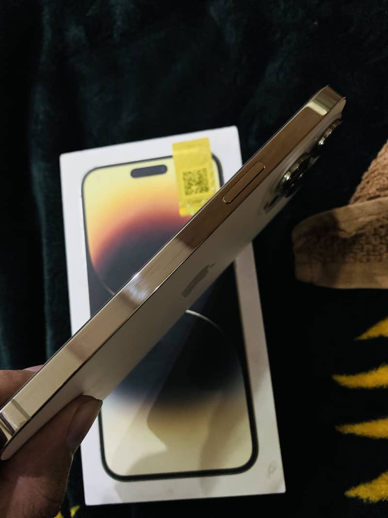iphone 14 pro max 3