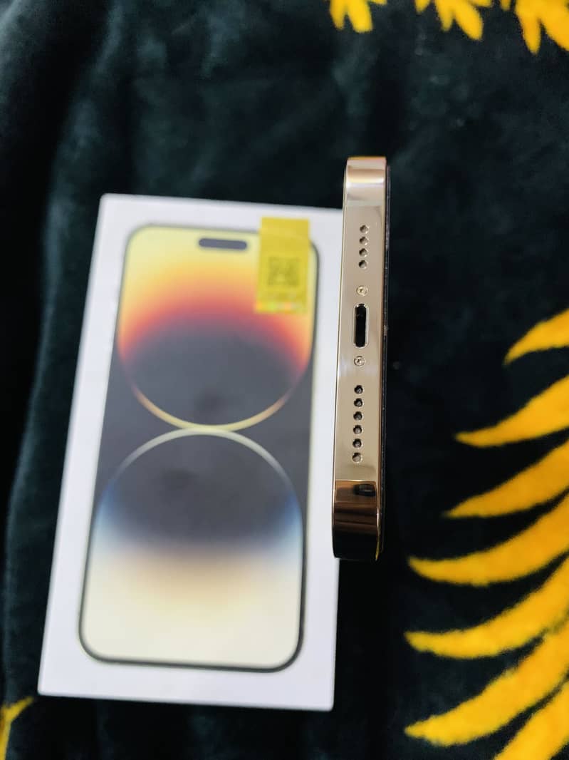 iphone 14 pro max 4