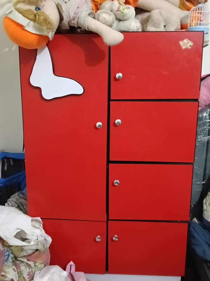 Cupboard 0