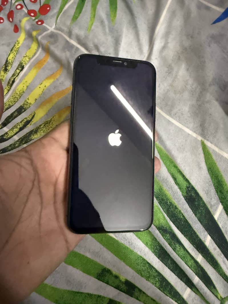 Apple iPhone 11 Pro 5