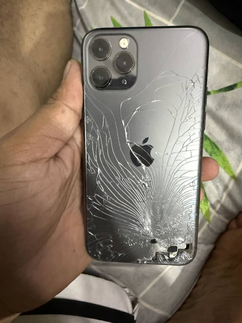 Apple iPhone 11 Pro 10