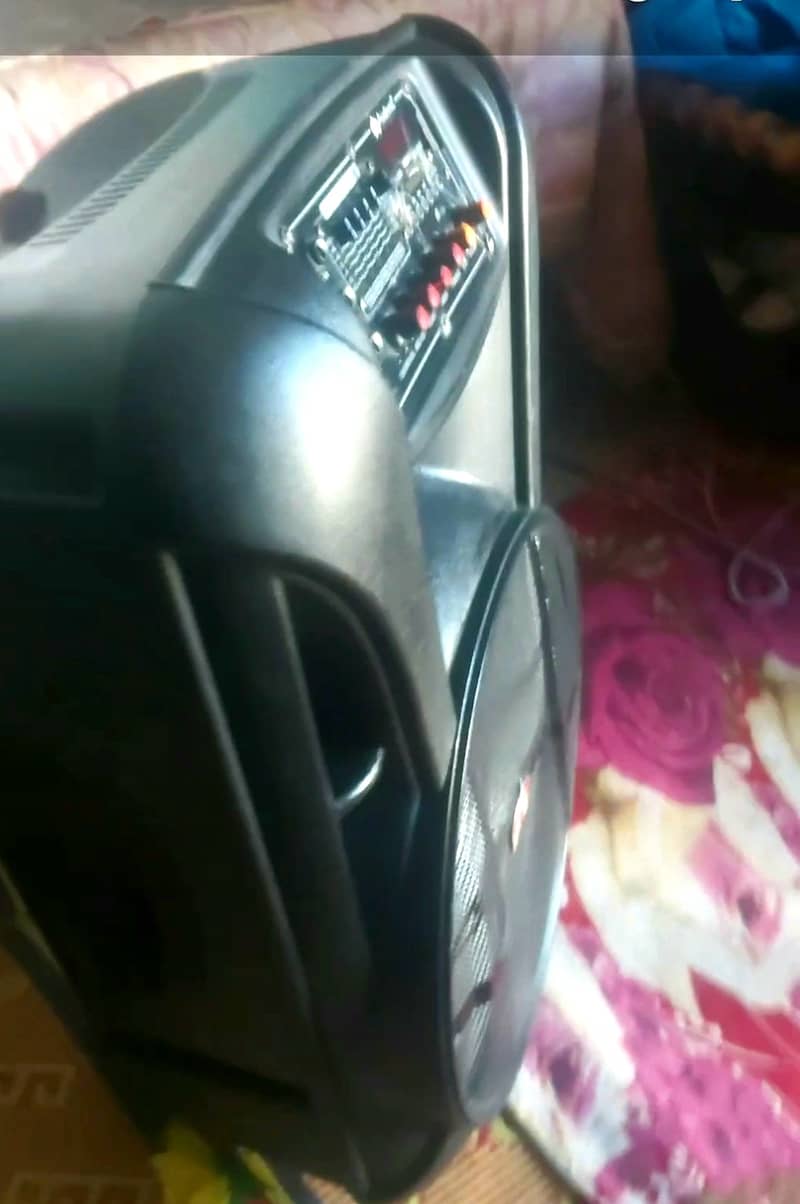 Audionic royal 10 0