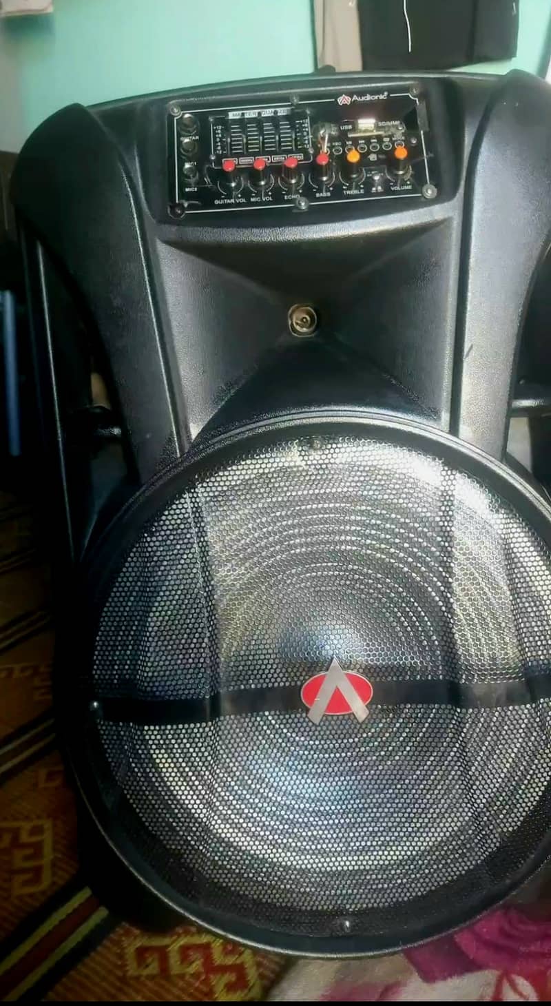 Audionic royal 10 1
