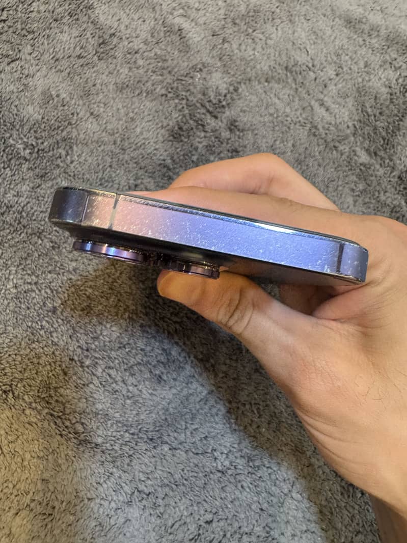 Apple iPhone 14 Pro 1