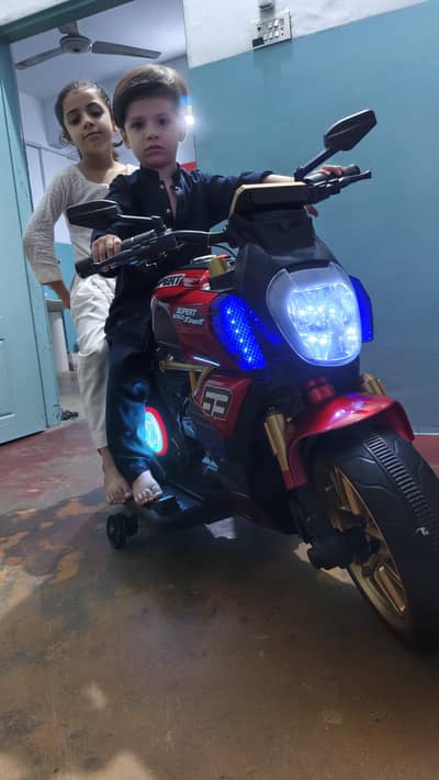 Kids Electric bike Ducati Diavel