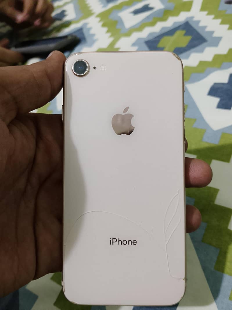 Apple iPhone 8 0