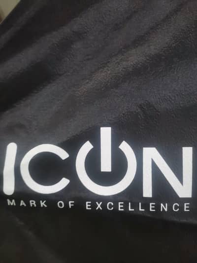 like a new soft box icon company available in resnabile price