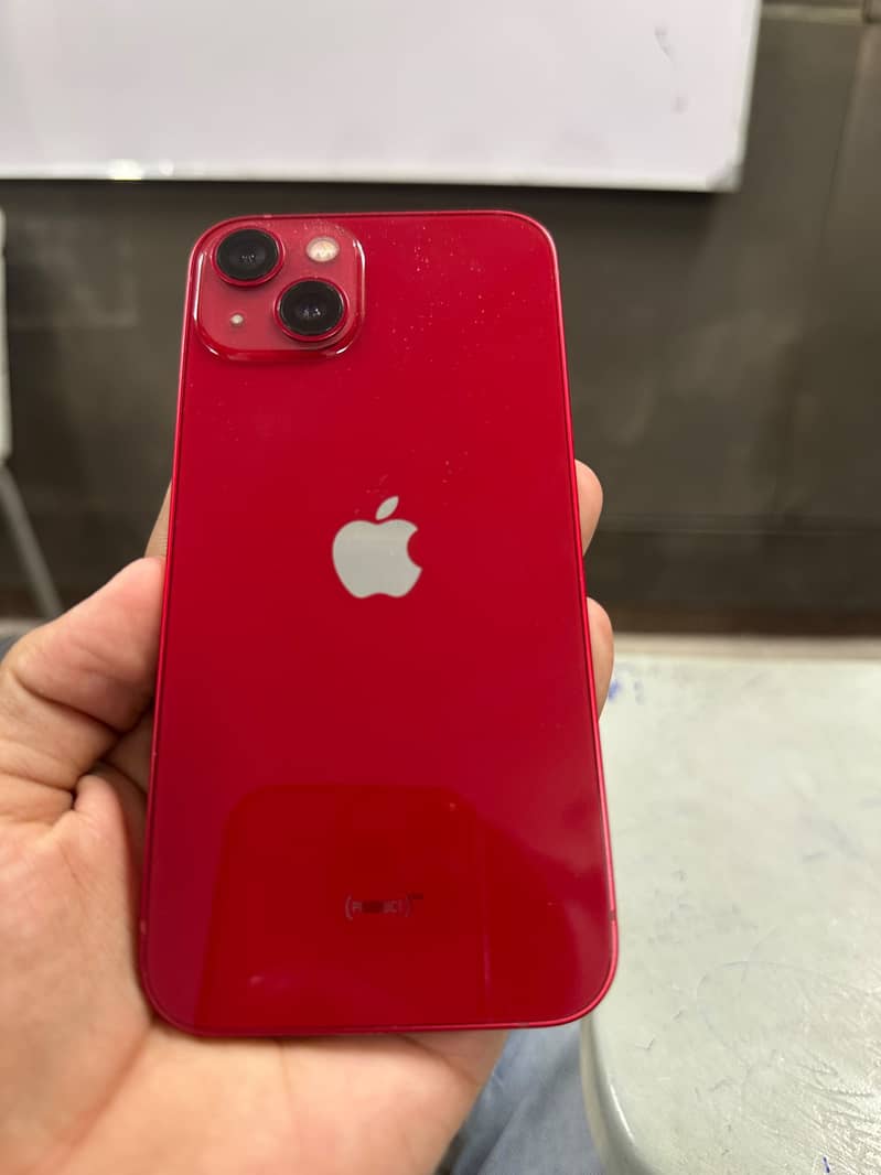 Apple iPhone 13 2