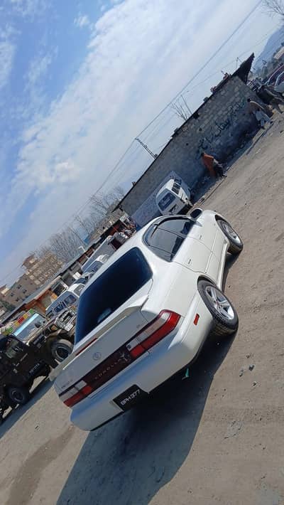 Toyota Corolla XE 2000