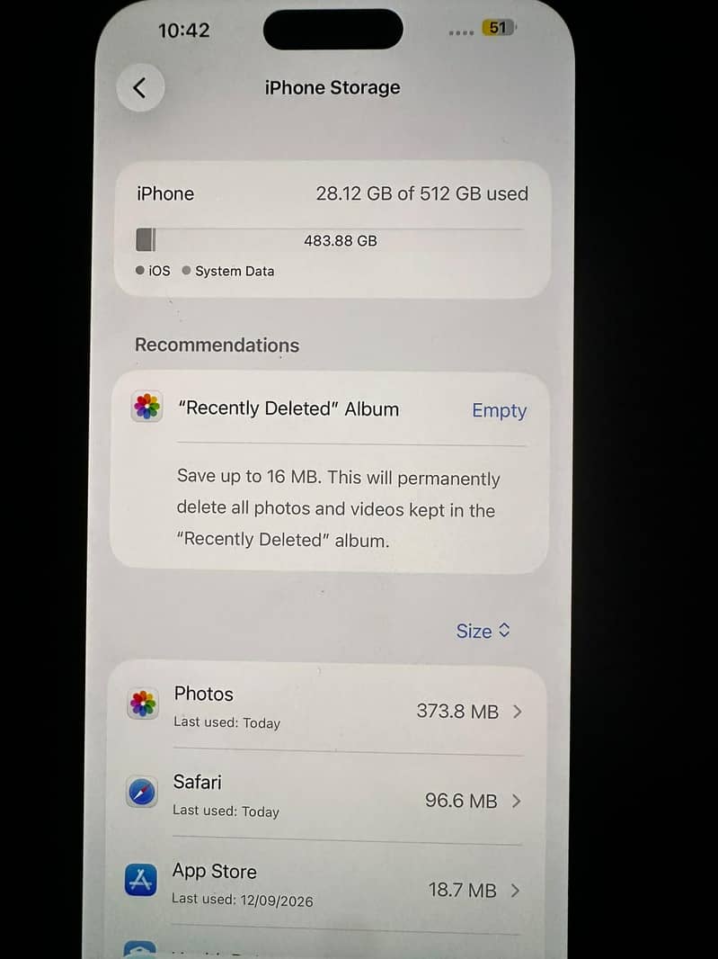 Apple iPhone 15 Pro Max 2
