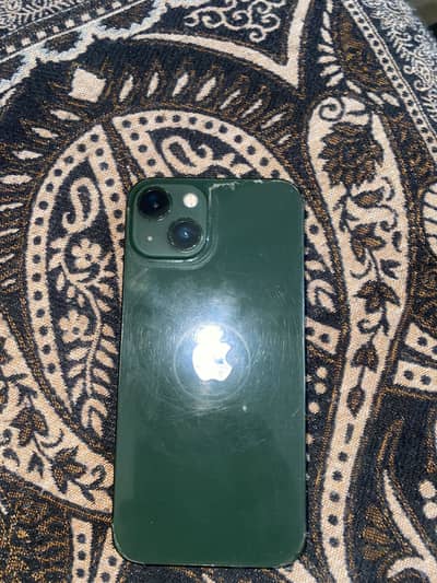 Apple iPhone 13