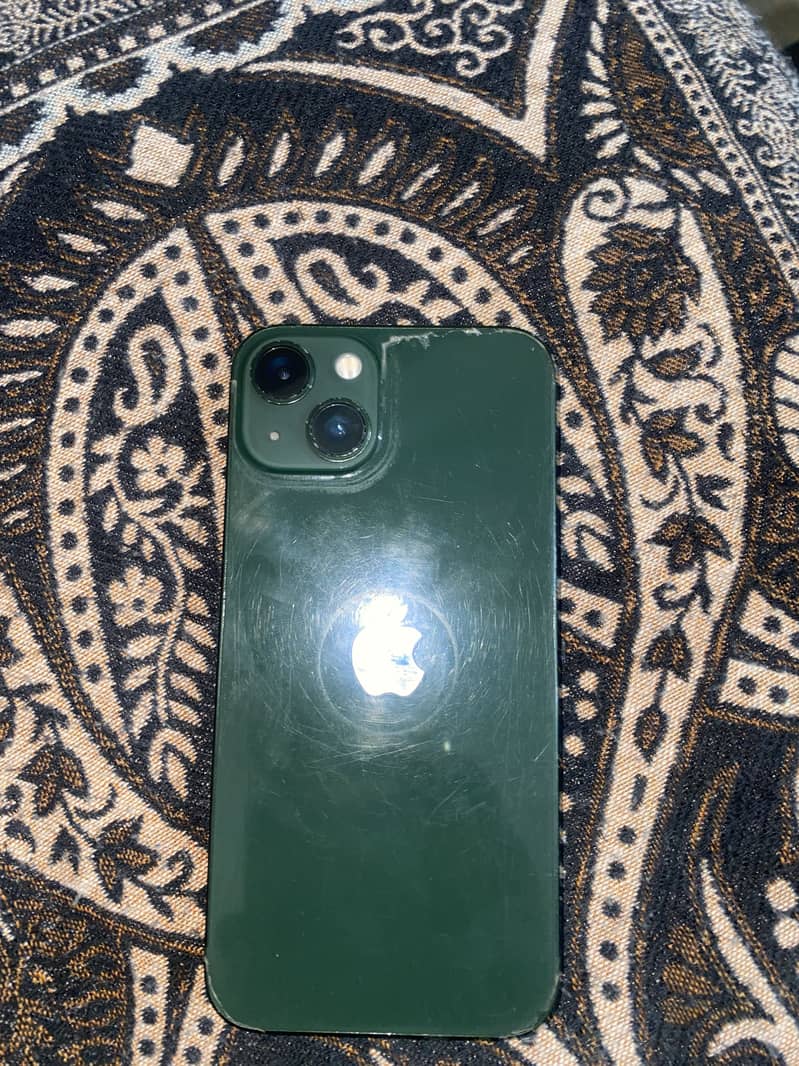 Apple iPhone 13 0