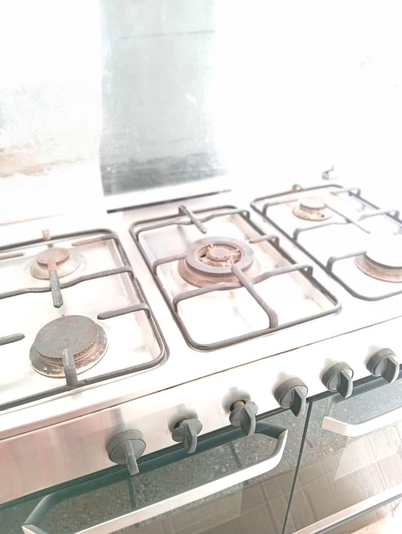 five burner cooking range 0