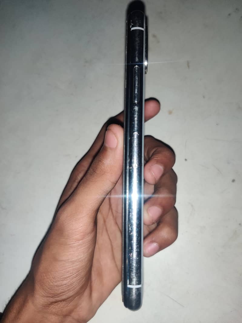 Apple iPhone XS 2