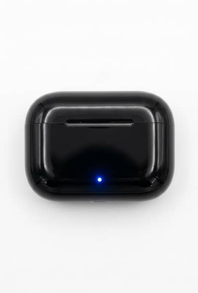 tws earbuds black colour used condition wattsap nub 0349745032