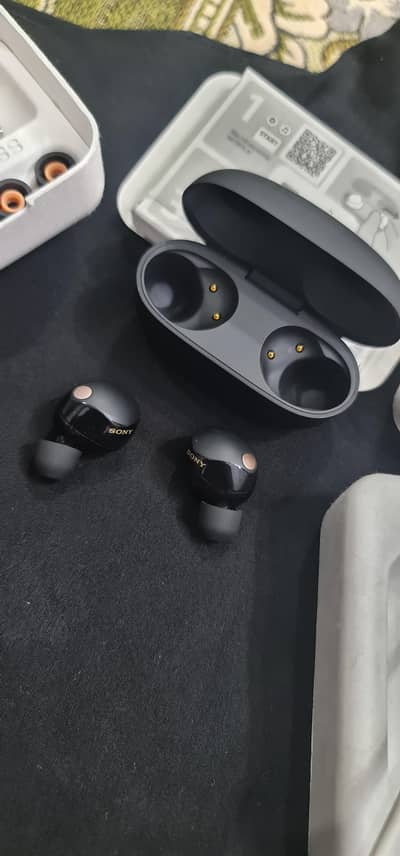 Sony Buds X1000 Series M5 Model: YY2963 just box open