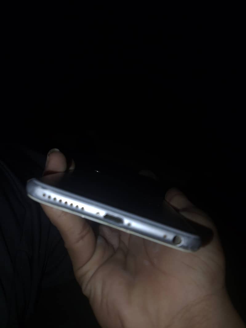 Apple iPhone 6S Plus 3