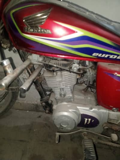Honda CG 125 Red colour