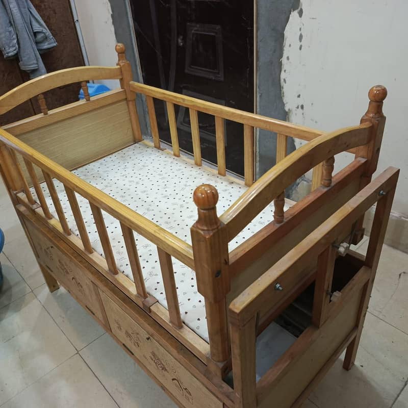baby cot 2