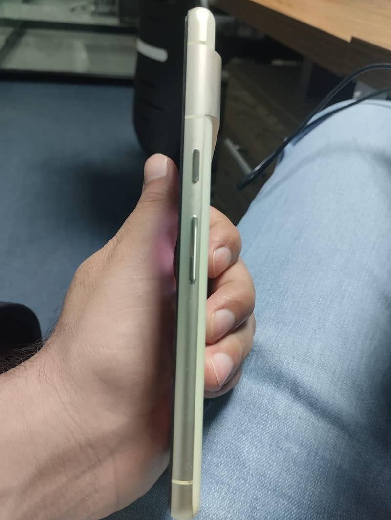 Google Pixel 7 2