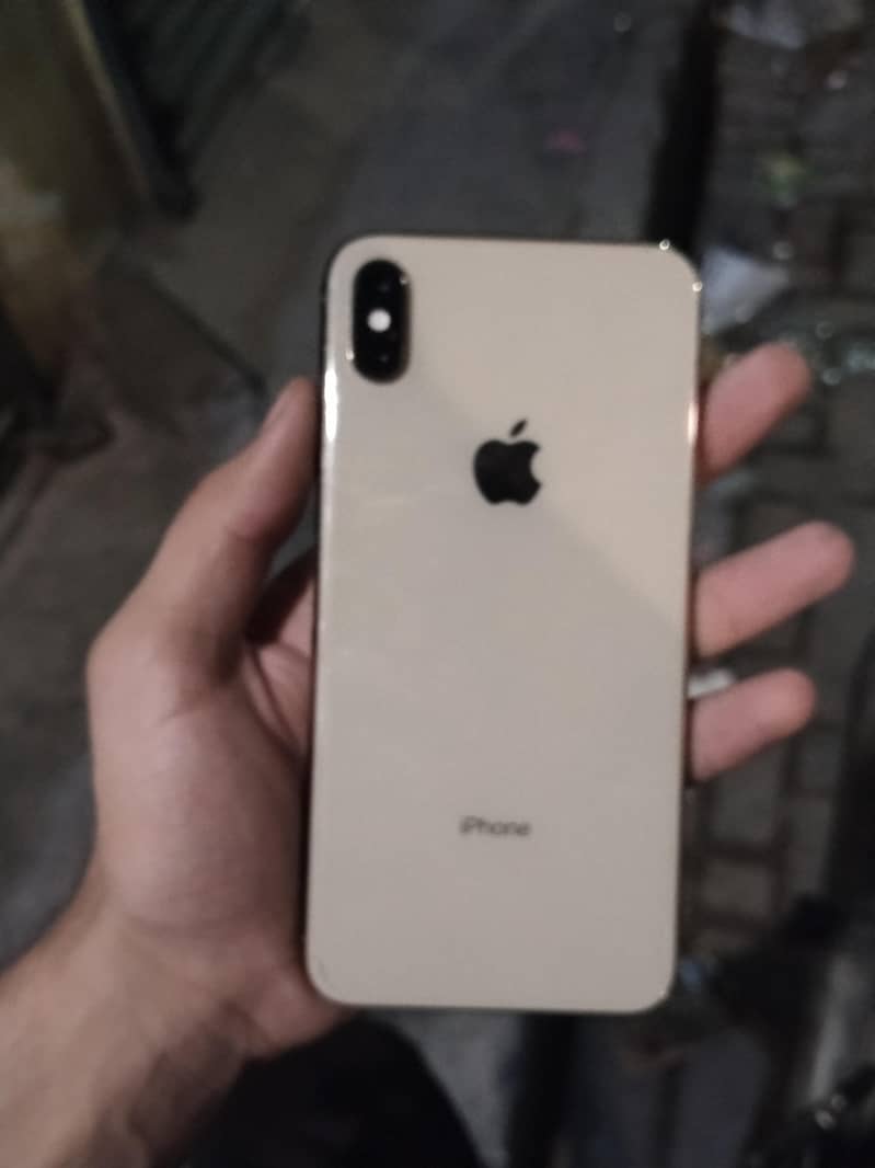 Apple iPhone XS Max 0