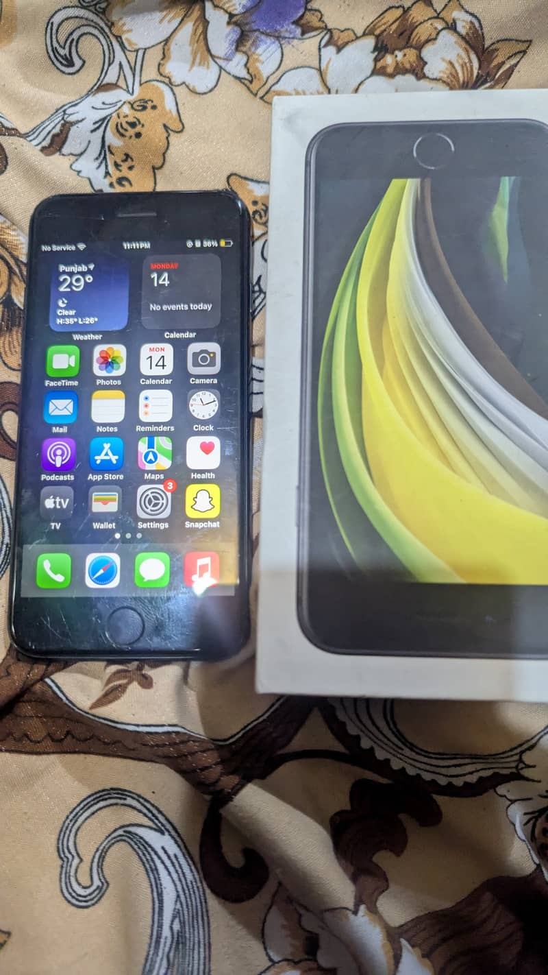 Apple iPhone SE 0