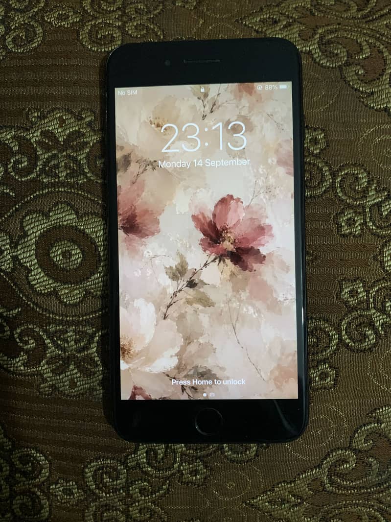 Apple iPhone 7 Plus 2