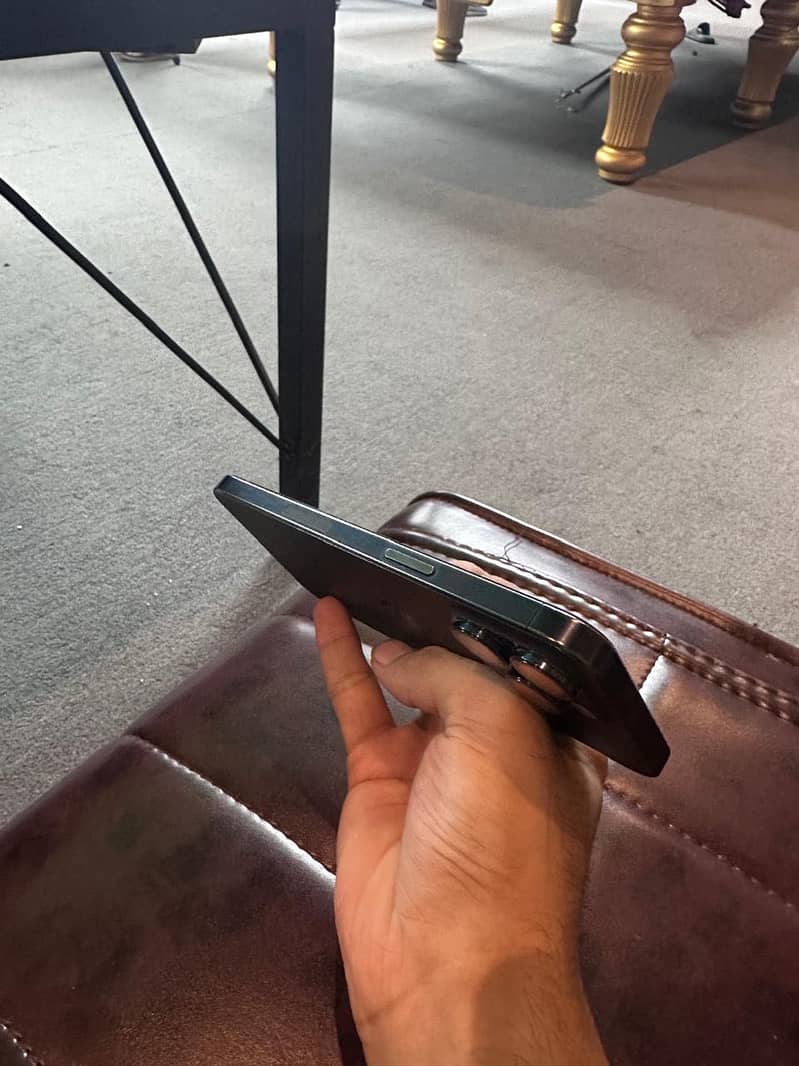 Apple iPhone 15 Pro Max 15