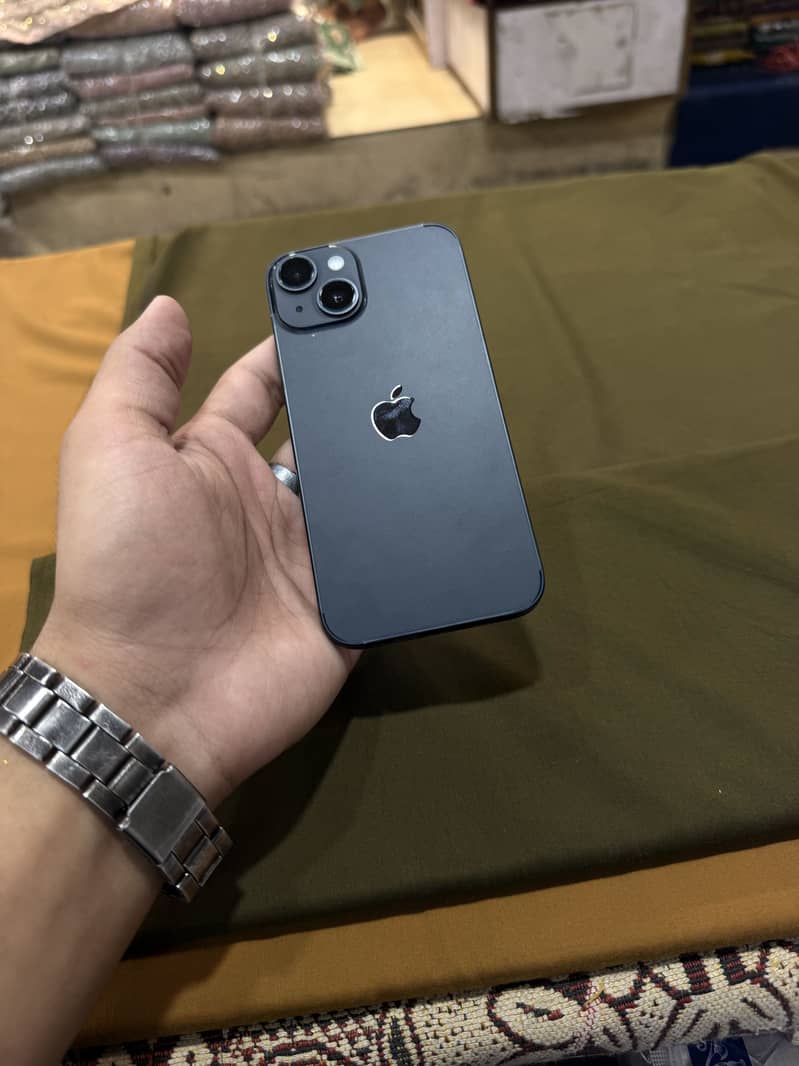 Apple iPhone 14 2