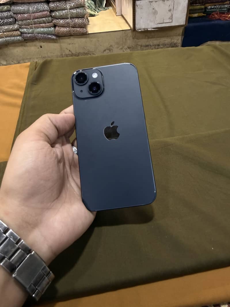 Apple iPhone 14 4