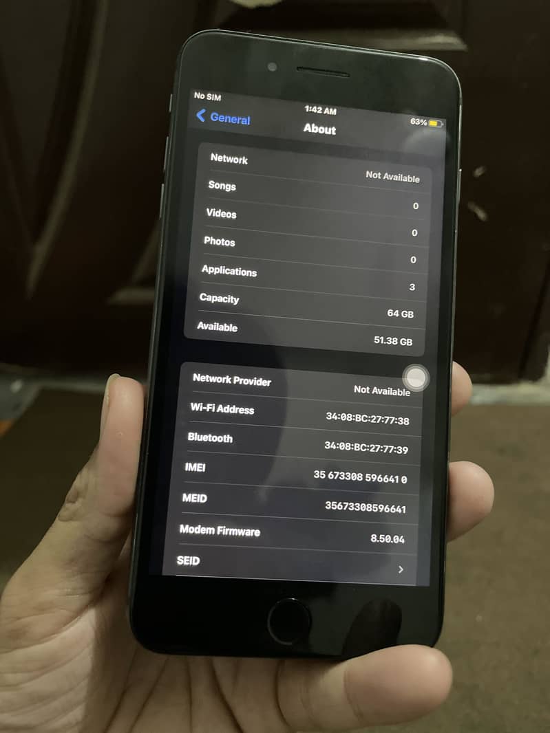 Apple iPhone 8 Plus 1