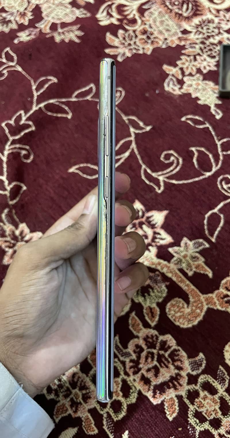 Samsung Mobile Note 10 Plus 3