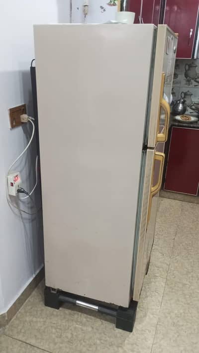 Dawlance Refrigerator for Urgent Sale