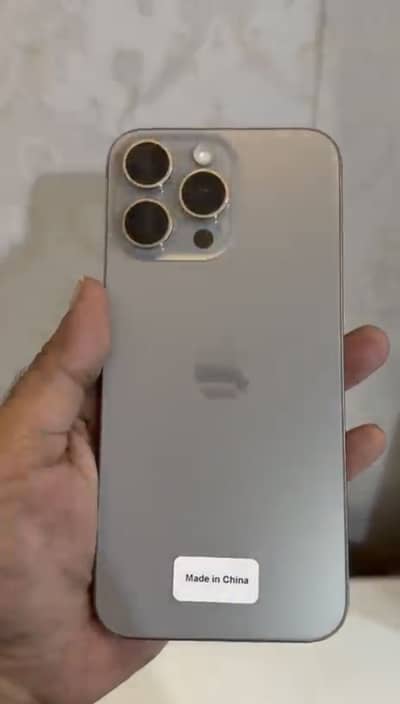 Apple iPhone 15 Pro Max