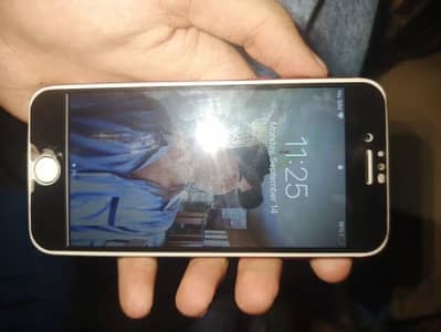 Apple iPhone 7