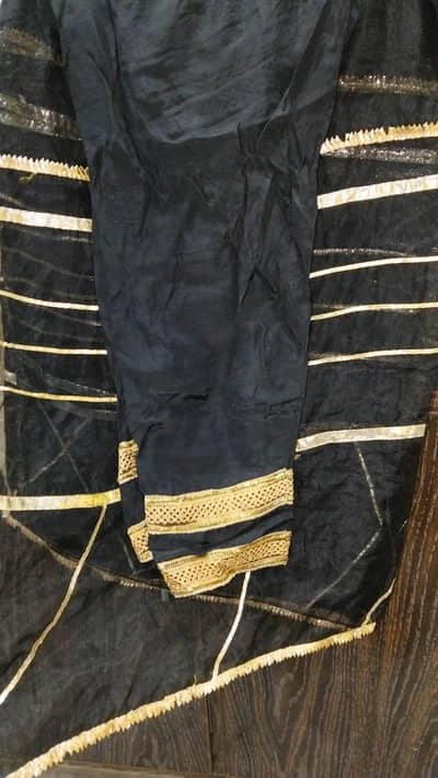 custom made suit/ size small /worn once /condition 10/10
