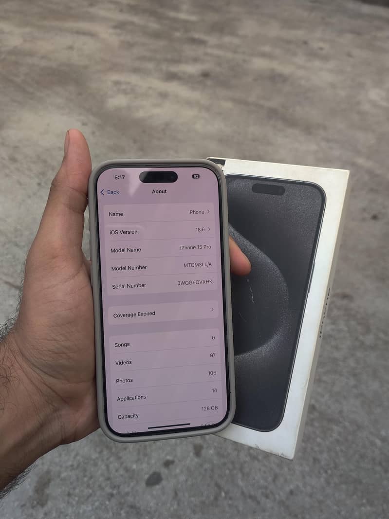 iPhone 15 Pro  — Black Titanium 2