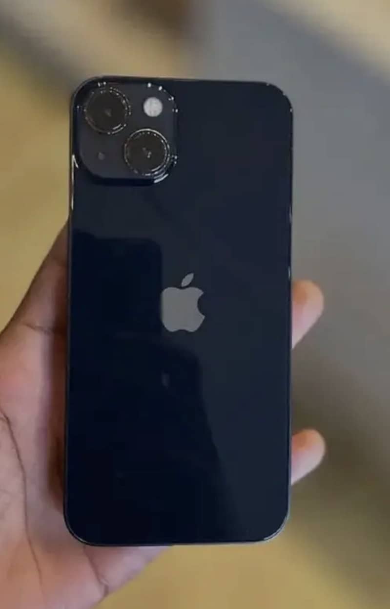 Apple iPhone 13 2