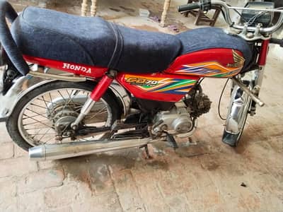 03174111545 Honda CD70 bilkul ok ha smart card and complete documents