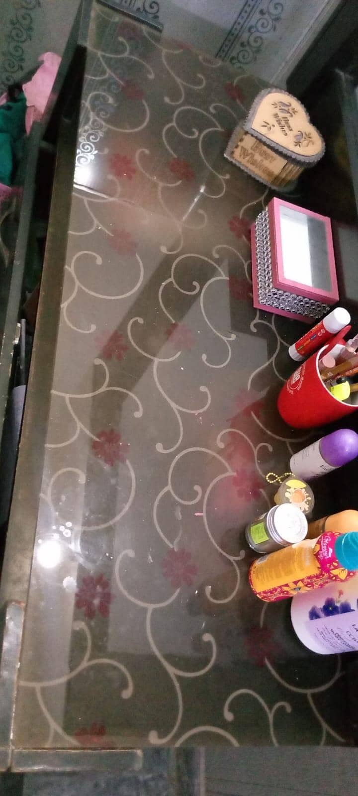 Dressing table 0