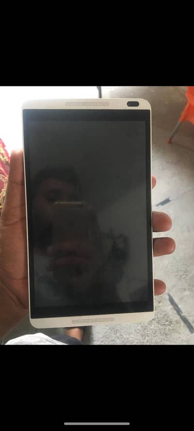 docomo Huawei tablet