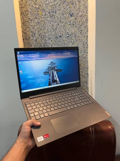 Lenovo IdeaPad V15 AMD athlon 12gb ram 512Gb SSD brand new condition