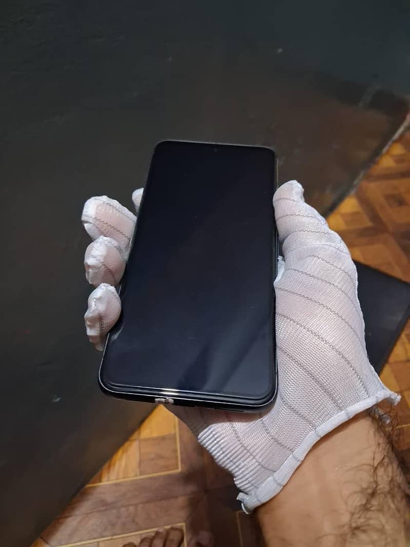 Google Pixel 8 3
