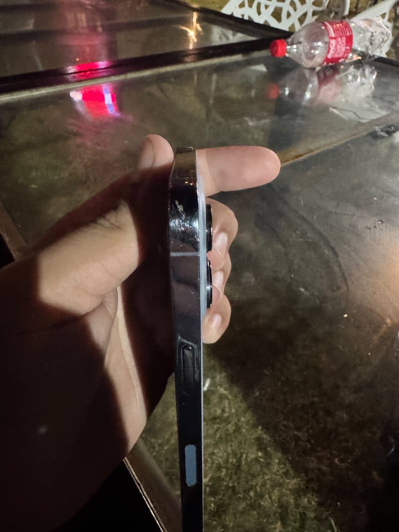 Apple iPhone 13 Pro 6