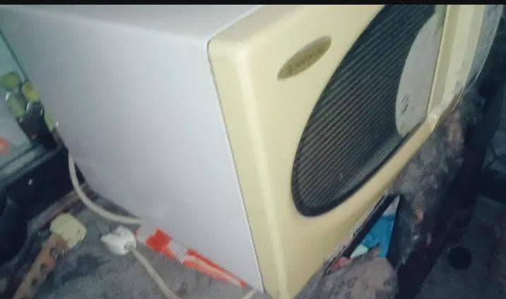 Microwave oven 1