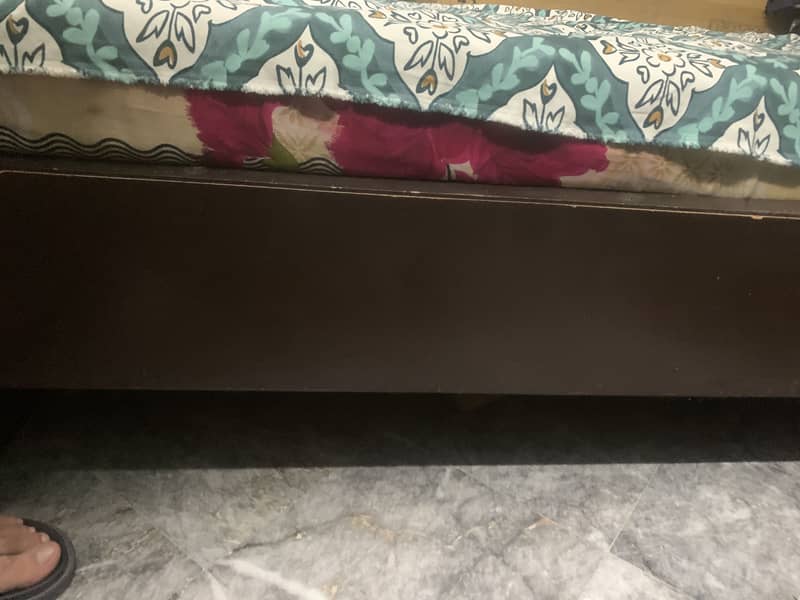 Single bed (without mattress) 3
