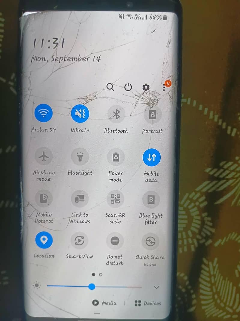 Samsung Mobile Note 9 1
