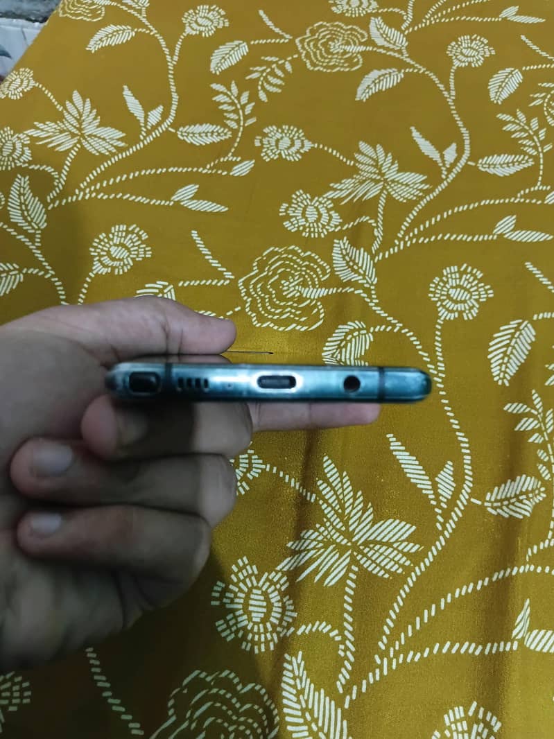 Samsung Mobile Note 9 3