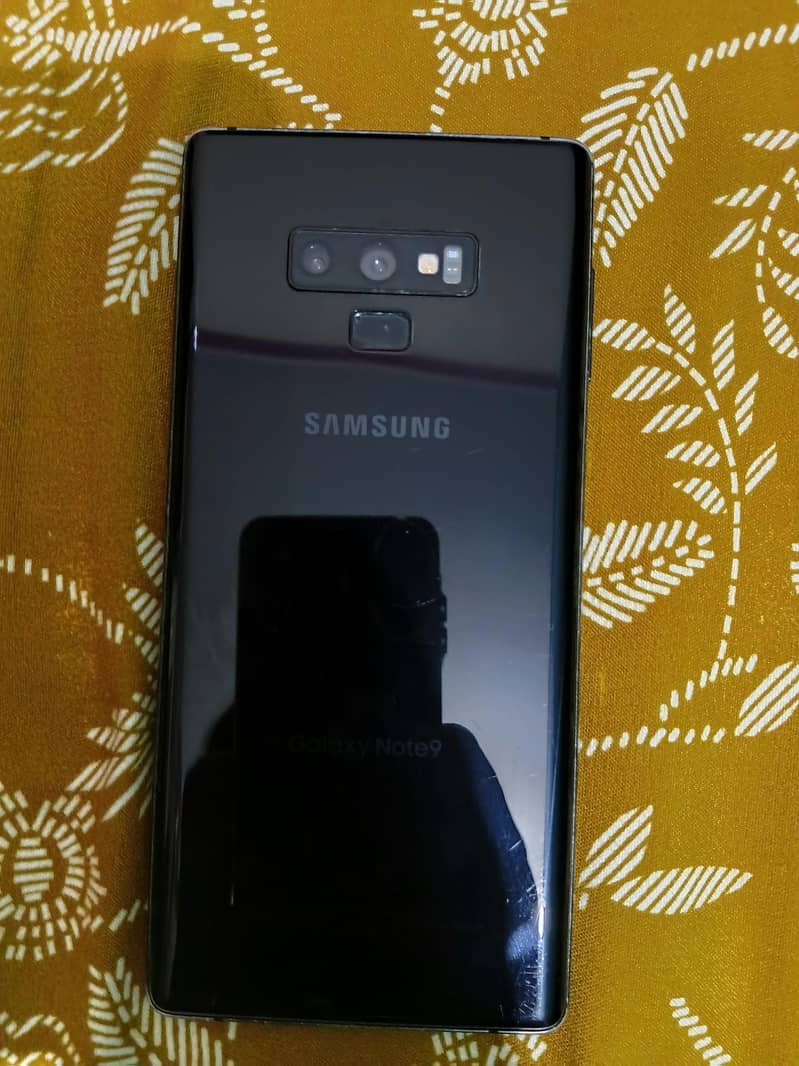 Samsung Mobile Note 9 4